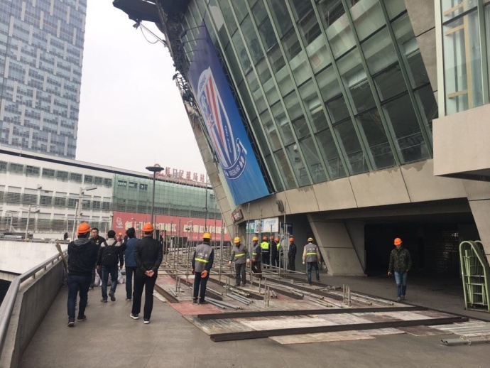 转会记者斯基拉报道，姆希塔良将与国米续约至2025年。